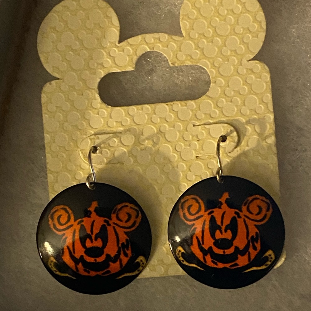 Disney Parks Mickey pumpkin Halloween earrings new